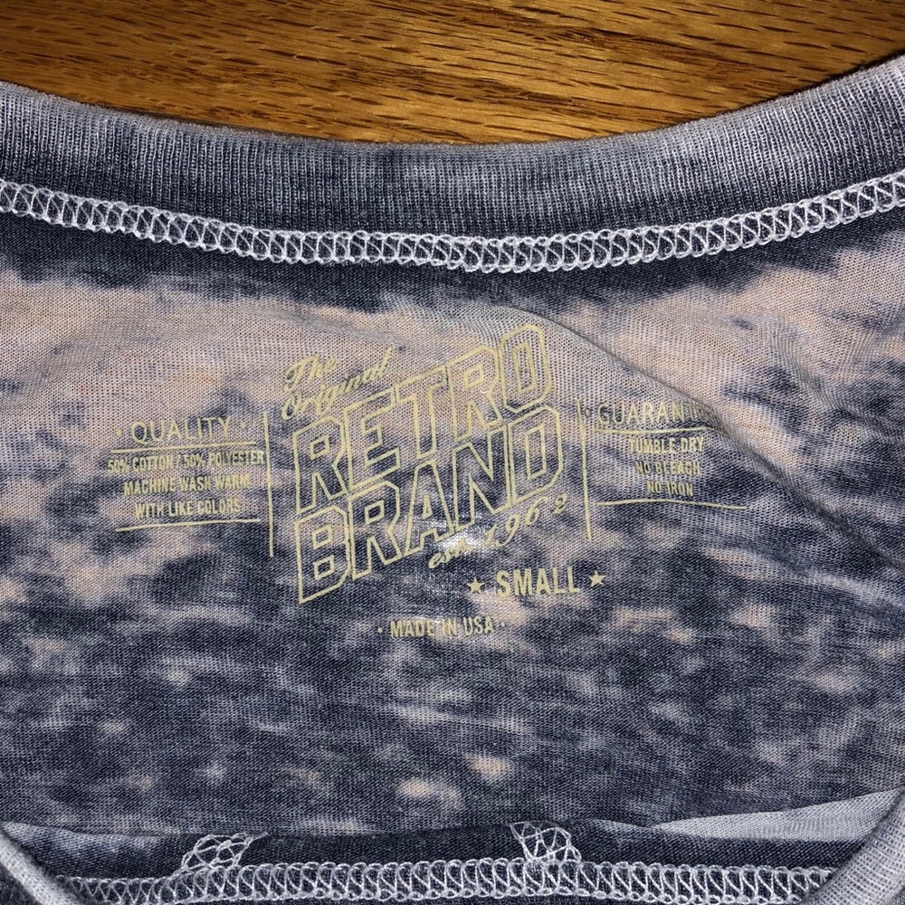 Retro Brand NYC Top - Picture 2 of 4